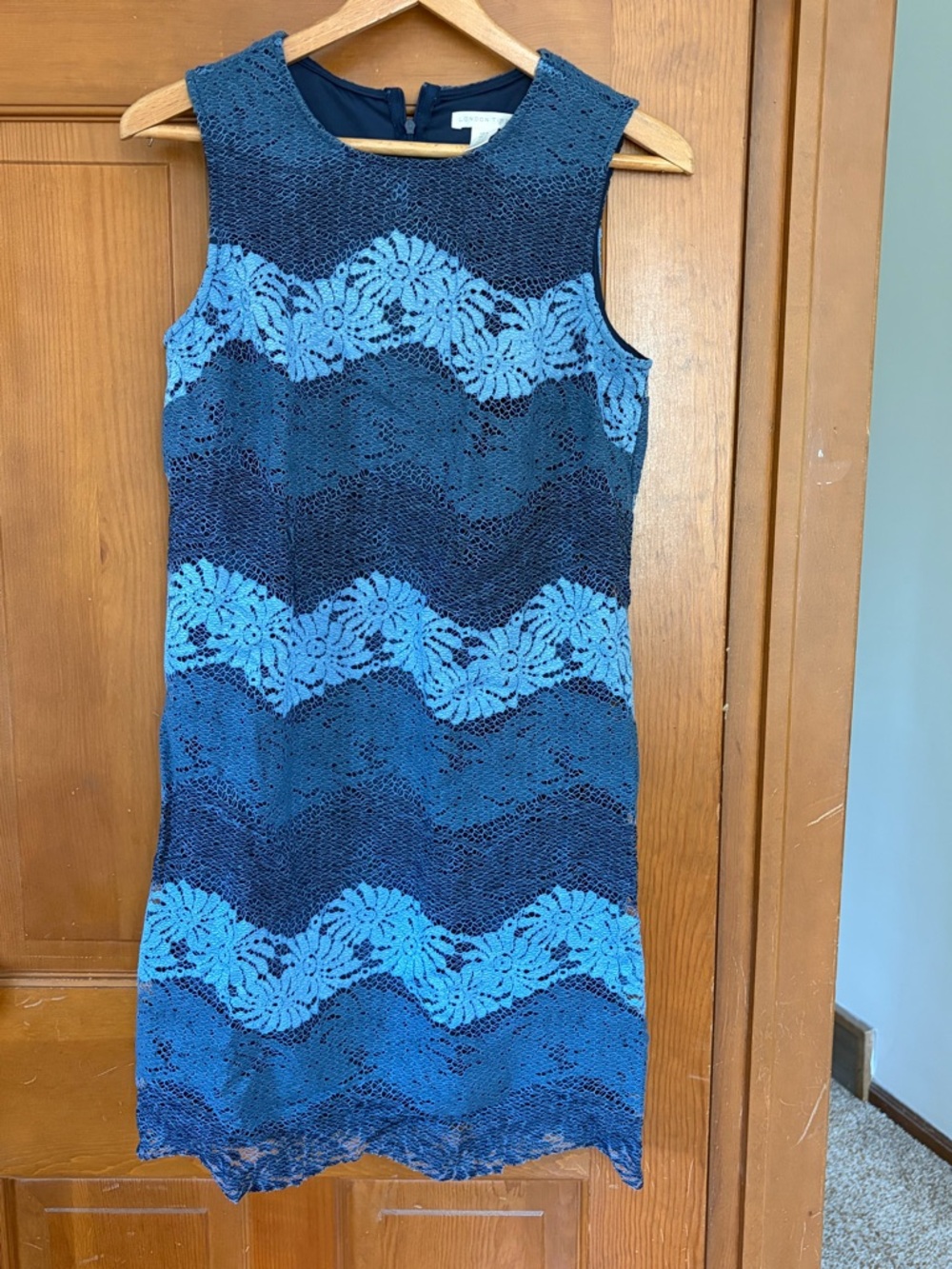 London Times Navy and Light Blue Lace Mini Shift Dress